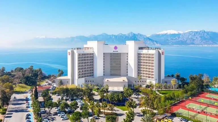 Akra Hotel